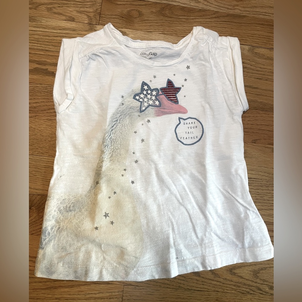 GAP kids tee-shirt size 5